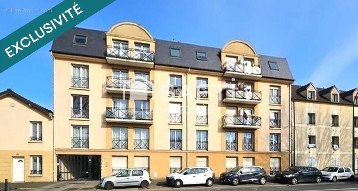 Photo 1 - Appartement à VAUJOURS