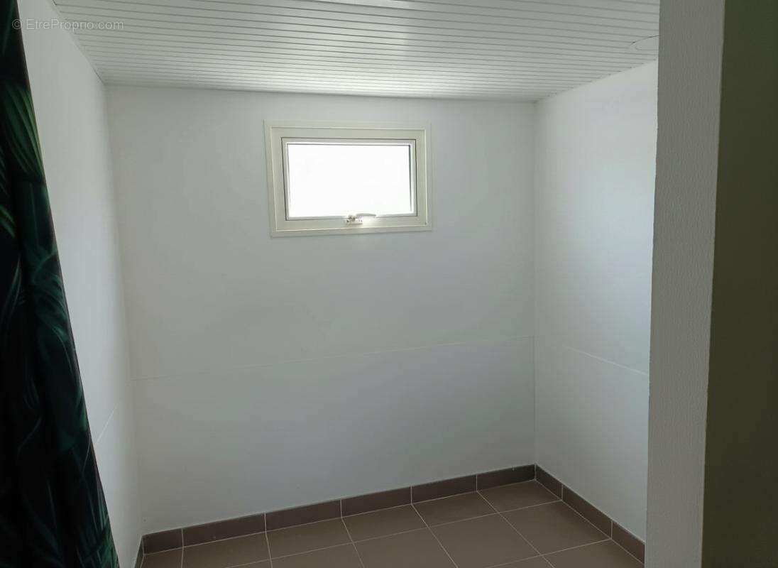 Appartement à SAINTE-LUCE