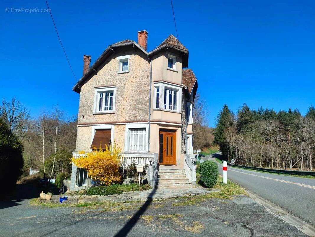 Maison à SAINT-MATHIEU
