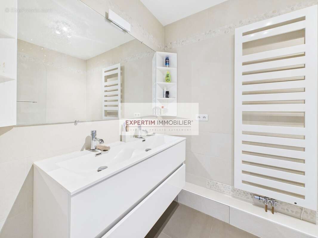 Appartement à VERSAILLES
