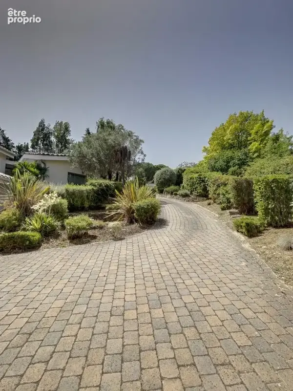 VIEILLE TOULOUSE 235 m2 Elégante maison familiale avec terrain arboré et piscine - photo 16