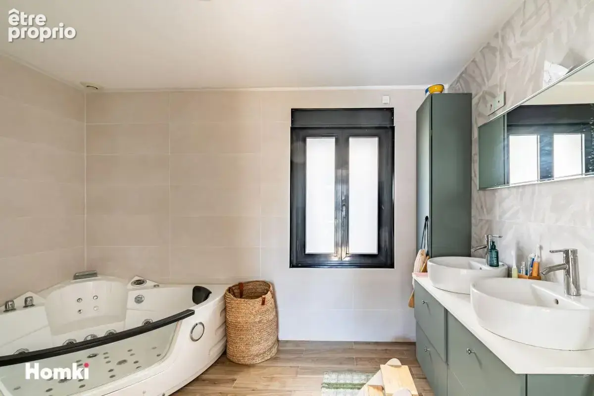 Maison/Villa T5 de 165 m² à La Chapelle-Saint-Mesmin 45380 - photo 10