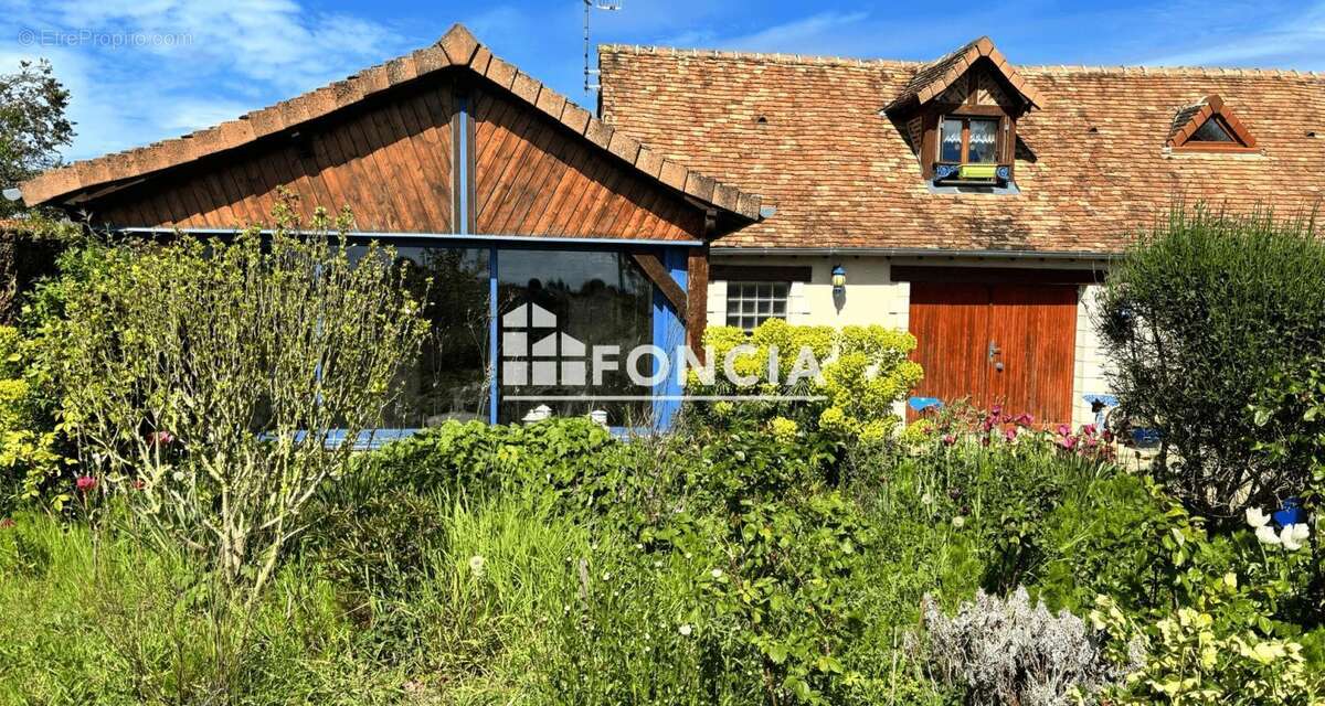 Maison à NOUANS