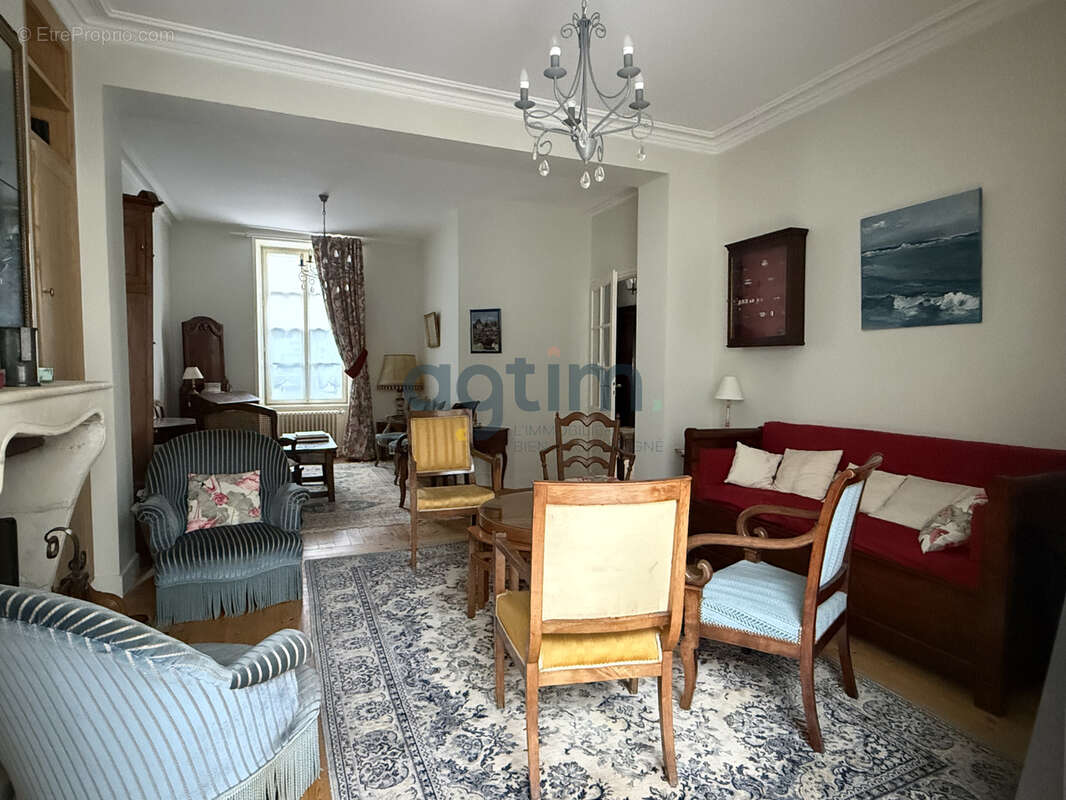 Maison à LA ROCHE-SUR-YON