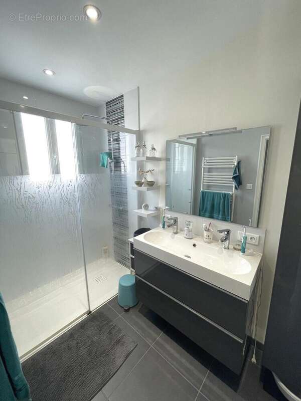 Maison 92 m² à Bourges  - photo 4