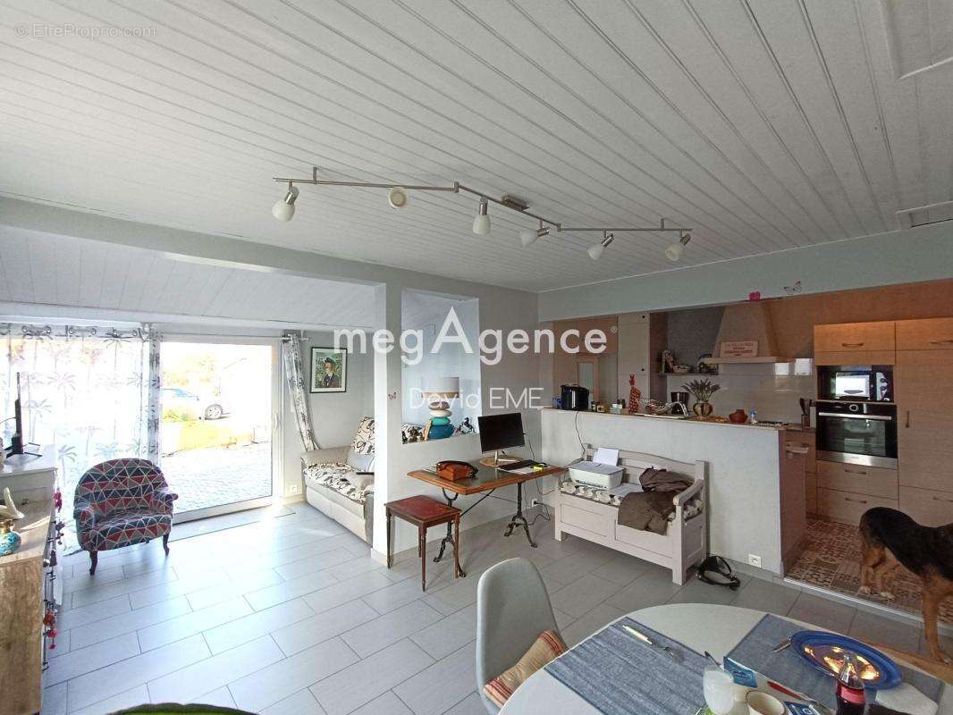 5 Pièces, 101 m2, 3 chambres, terrain 5200 m2 - photo 7
