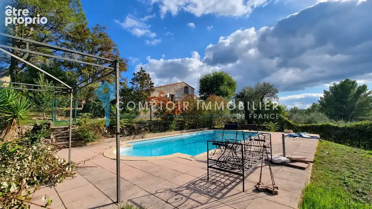 VAR (83) - À VENDRE - FLAYOSC - Coup de cœur pour cette villa provençale 7 pièces - photo 18