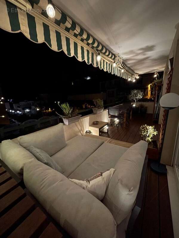 Appartement à MENTON