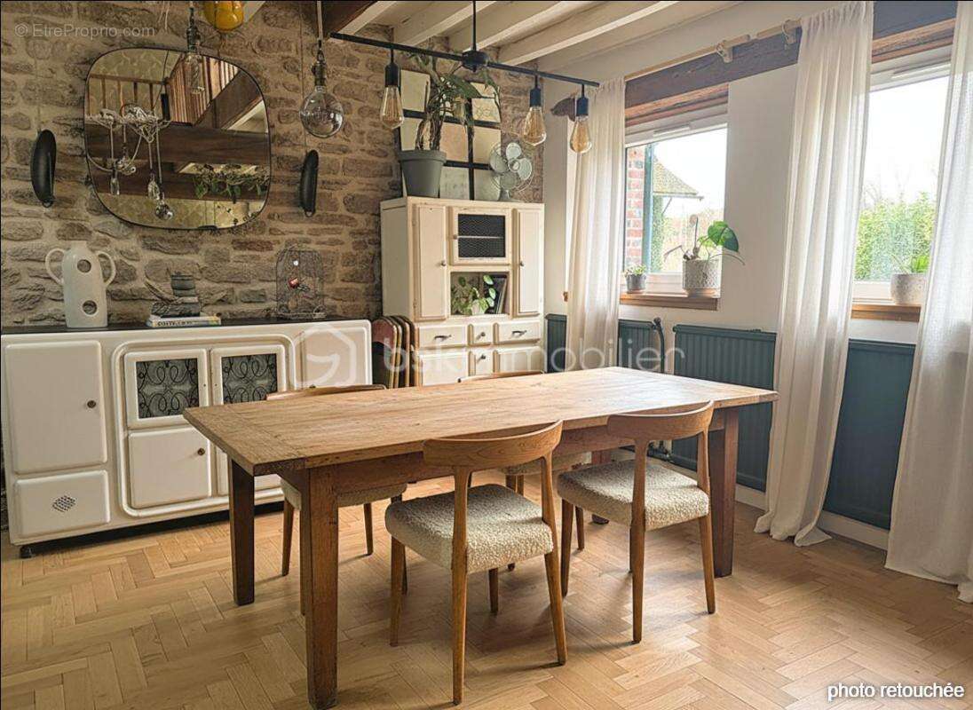 Maison à EGRISELLES-LE-BOCAGE