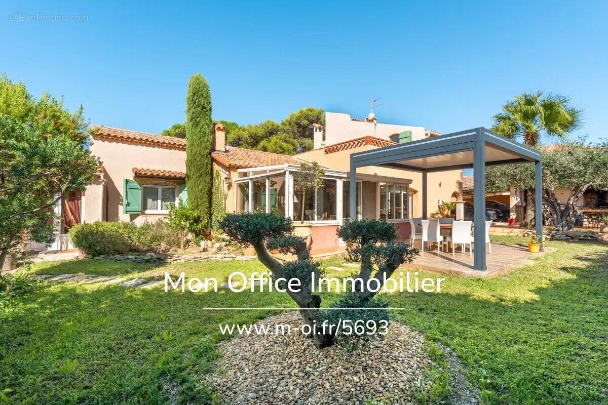 Maison à SAUSSET-LES-PINS