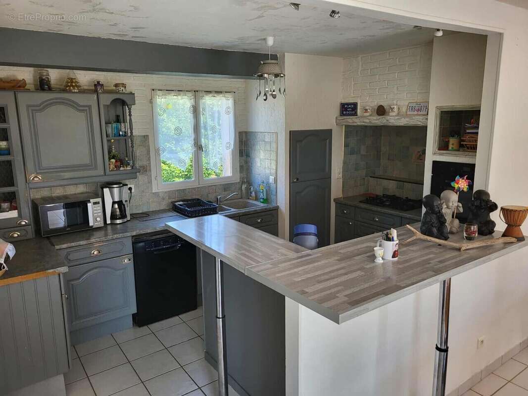 Maison à SAINT-OUEN-LE-MAUGER