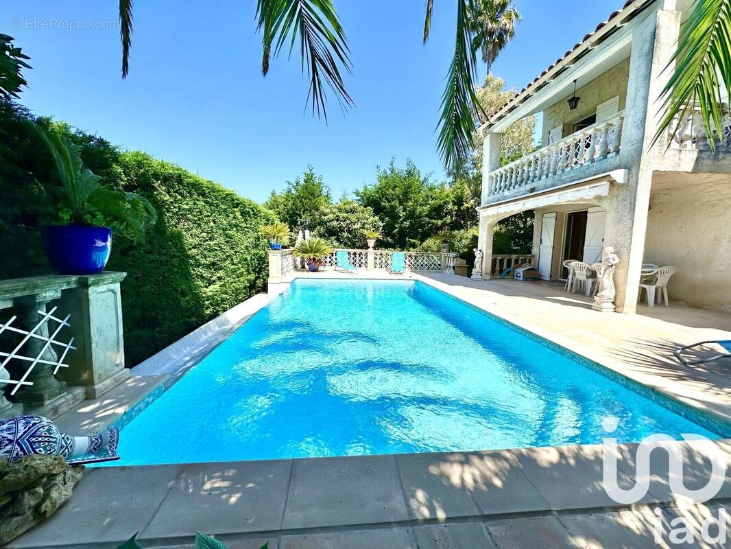 Photo 1 - Maison à SAINT-RAPHAEL