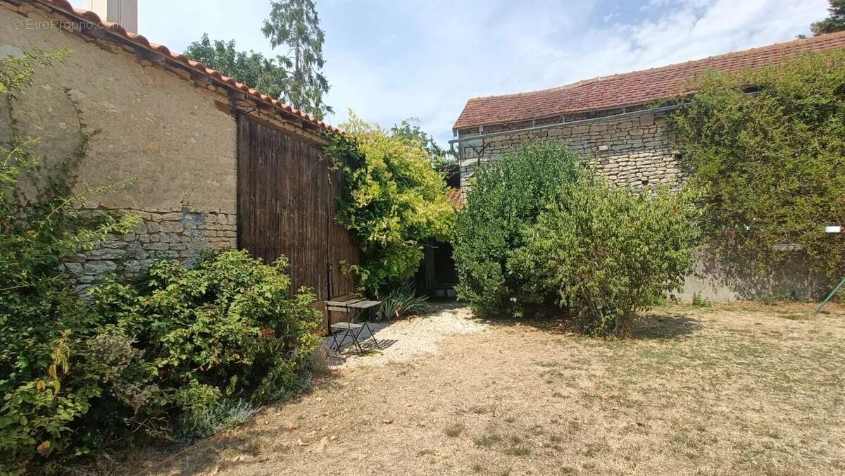 Maison 4 chambres avec piscine amberre - photo 18