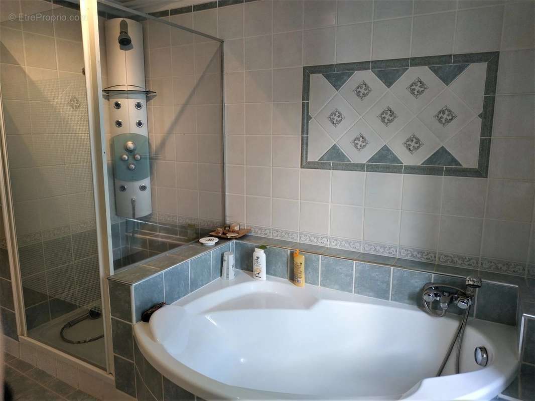 Maison à VAISON-LA-ROMAINE