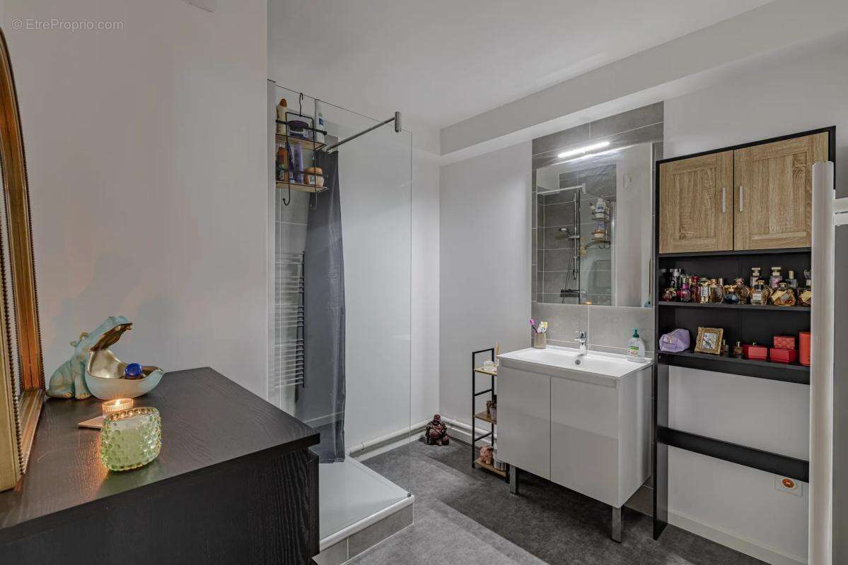 Appartement à CORBEIL-ESSONNES