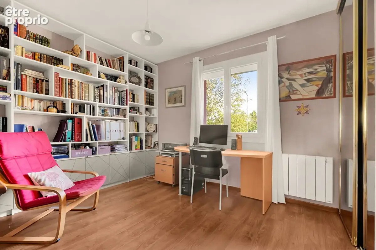 CASTELMAUROU - Maison individuelle T6 avec 4 chambres et sous sol total sur une terrain de 962m2 - photo 5