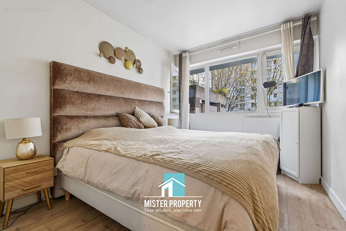Appartement à LEVALLOIS-PERRET