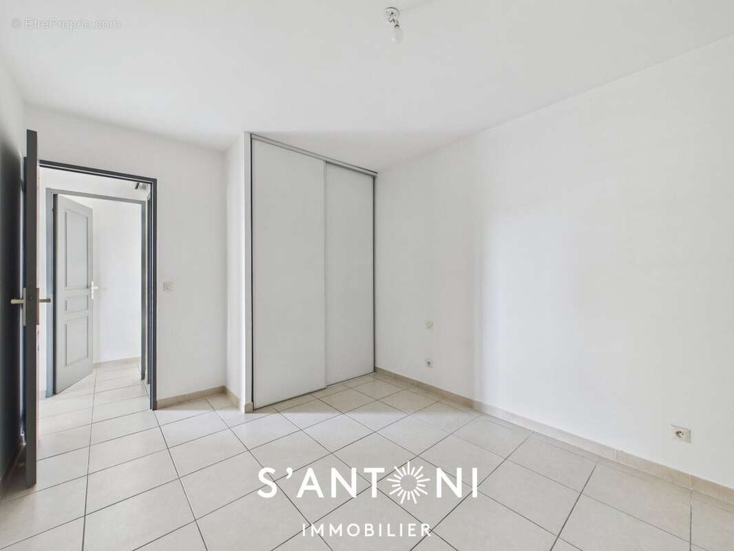 Maison à LIGNAN-SUR-ORB