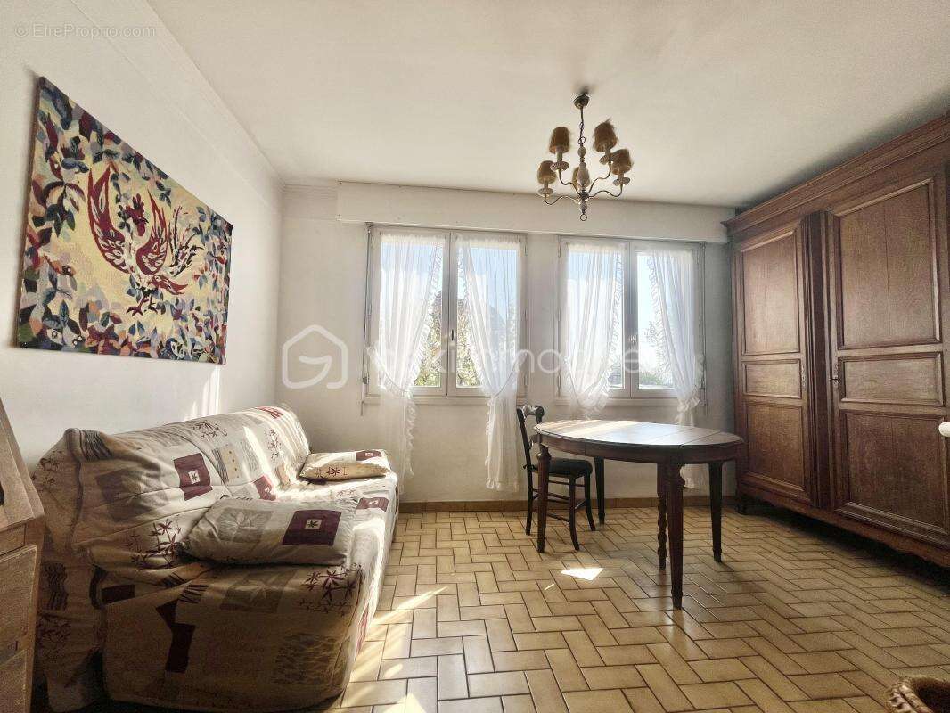 Maison familiale de 150m2 sur un terrain de 930m2 - photo 14
