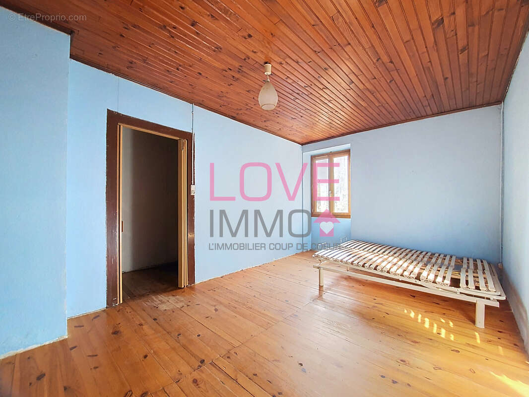 Maison à VEYRINS-THUELLIN