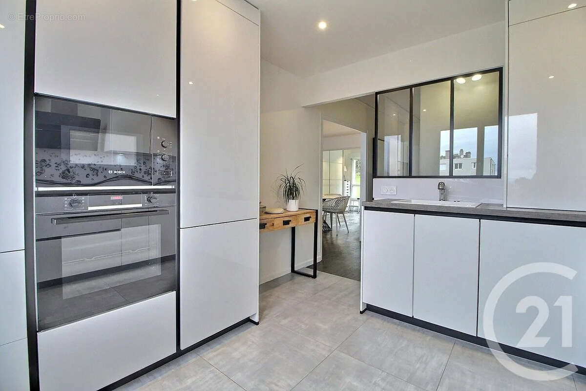 Appartement à EVIAN-LES-BAINS