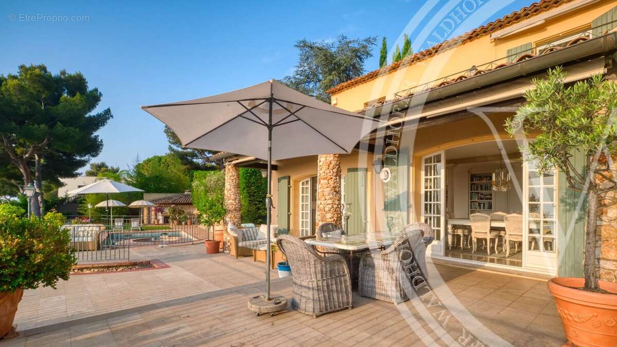 Maison à ROQUEBRUNE-CAP-MARTIN