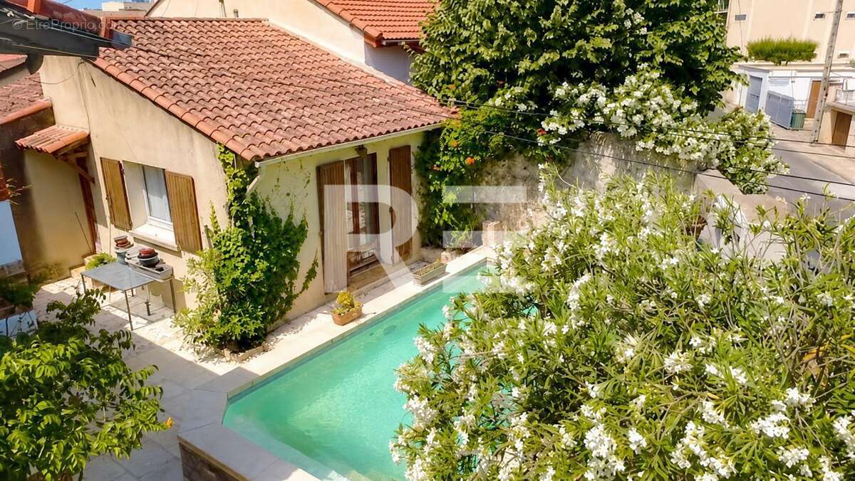 Maison à NIMES