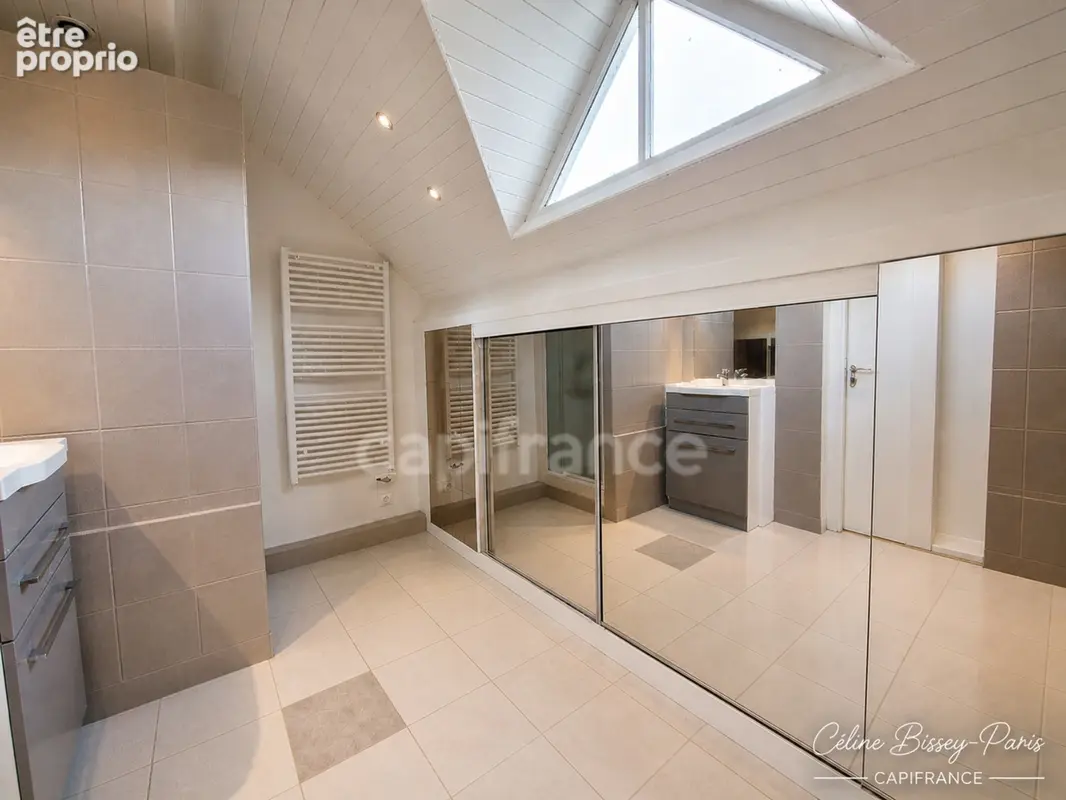 Maison à vendre 7 pièces 161 M2 PONT SUR YONNE (89), Terrain 1974 M2, 4 Chambres, Piscine avec abri 10 M X 5 m - photo 14