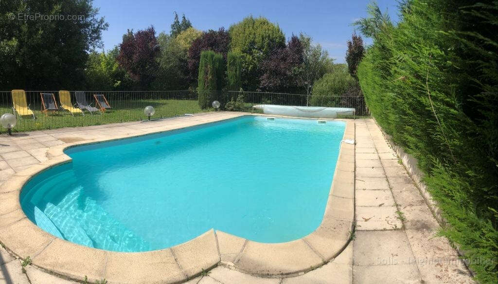 Maison de caractere et sa piscine - photo 17