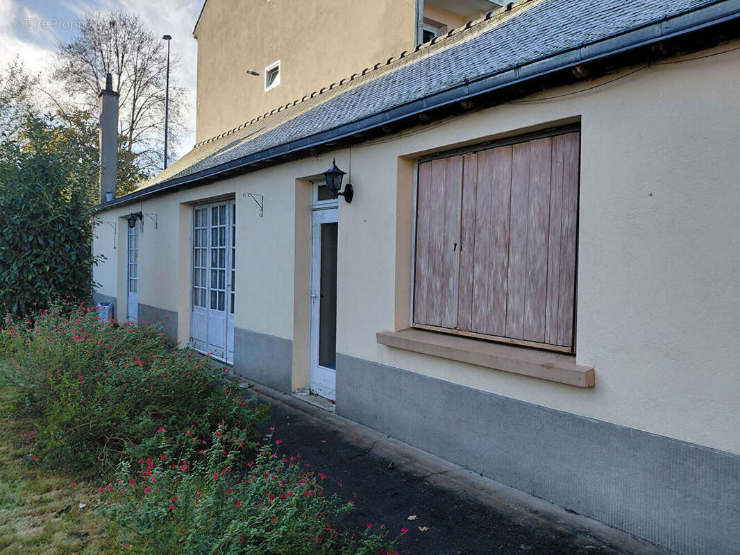Maison à MAYENNE