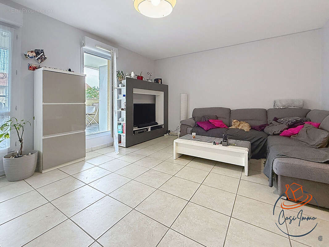 Appartement à PREVESSIN-MOENS