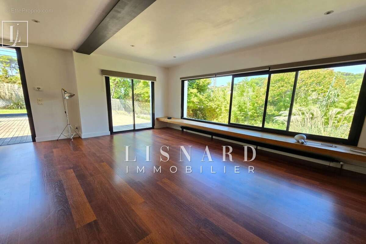 Maison 90 m² à Vallauris  - photo 4