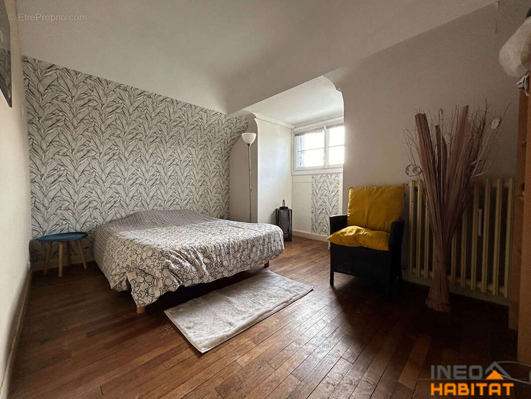 Maison à MONTFORT-SUR-MEU