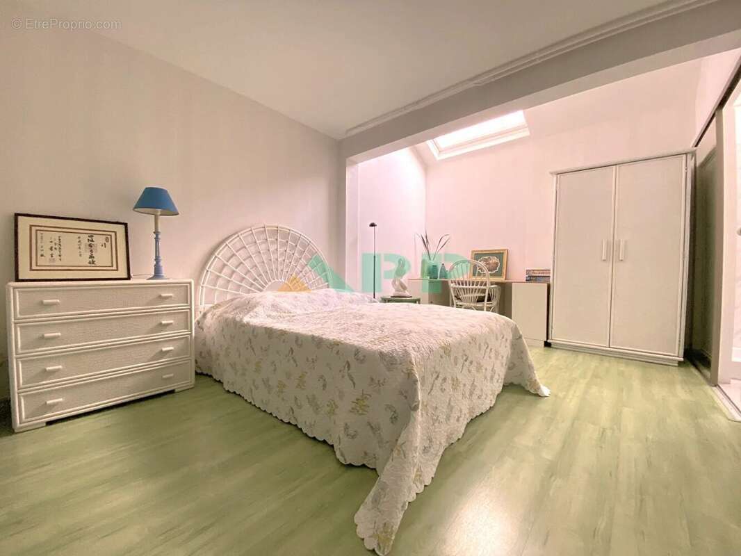 Maison à VIRY-CHATILLON