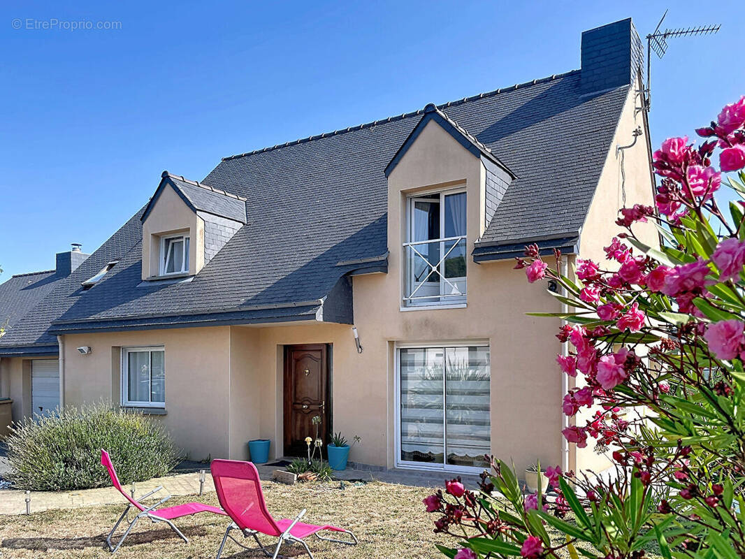 Maison à TREGUEUX