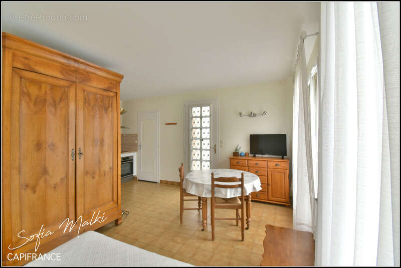 Maison à CHASSIGNOLLES