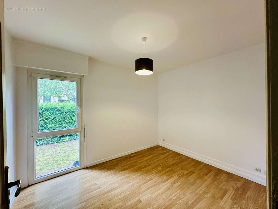 Maison à VERNEUIL-SUR-SEINE