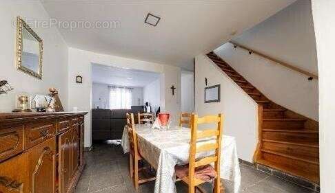 Maison à SIN-LE-NOBLE