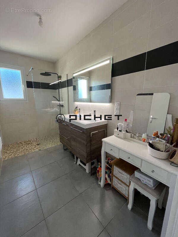 Maison à SAUGNACQ-ET-MURET