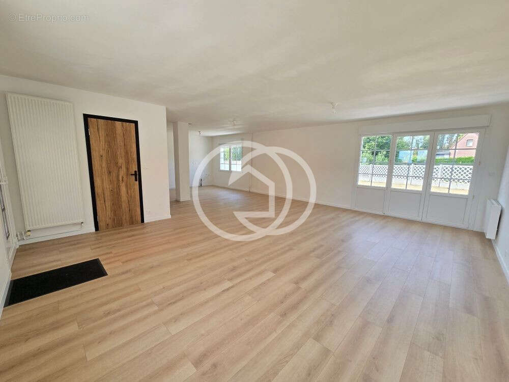 Maison individuelle semi plain-pied T7 à VERQUIN - photo 2