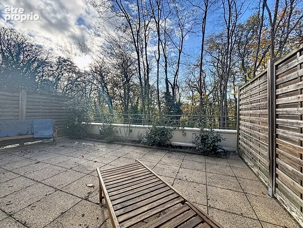 Appartement t2 - grande terrasse  - 2 parking - photo 7