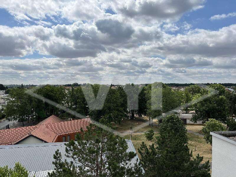 Appartement à QUINCY-SOUS-SENART