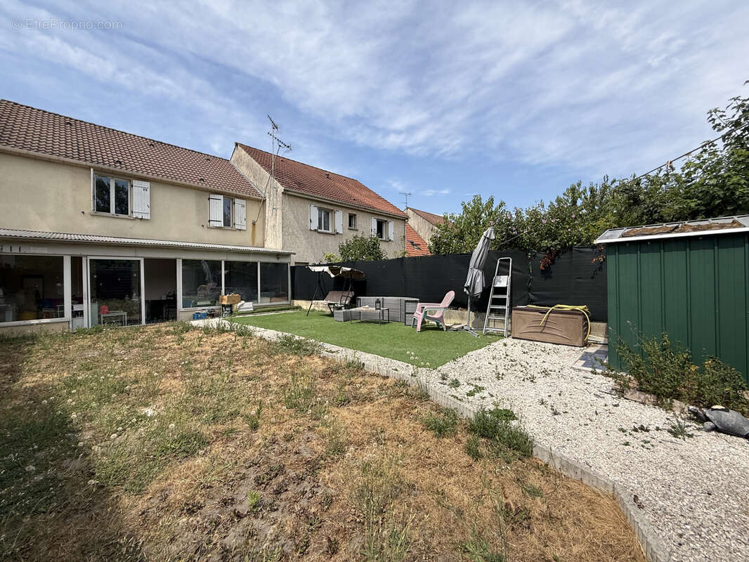 Pavillon t6 - le blanc-mesnil - photo 13