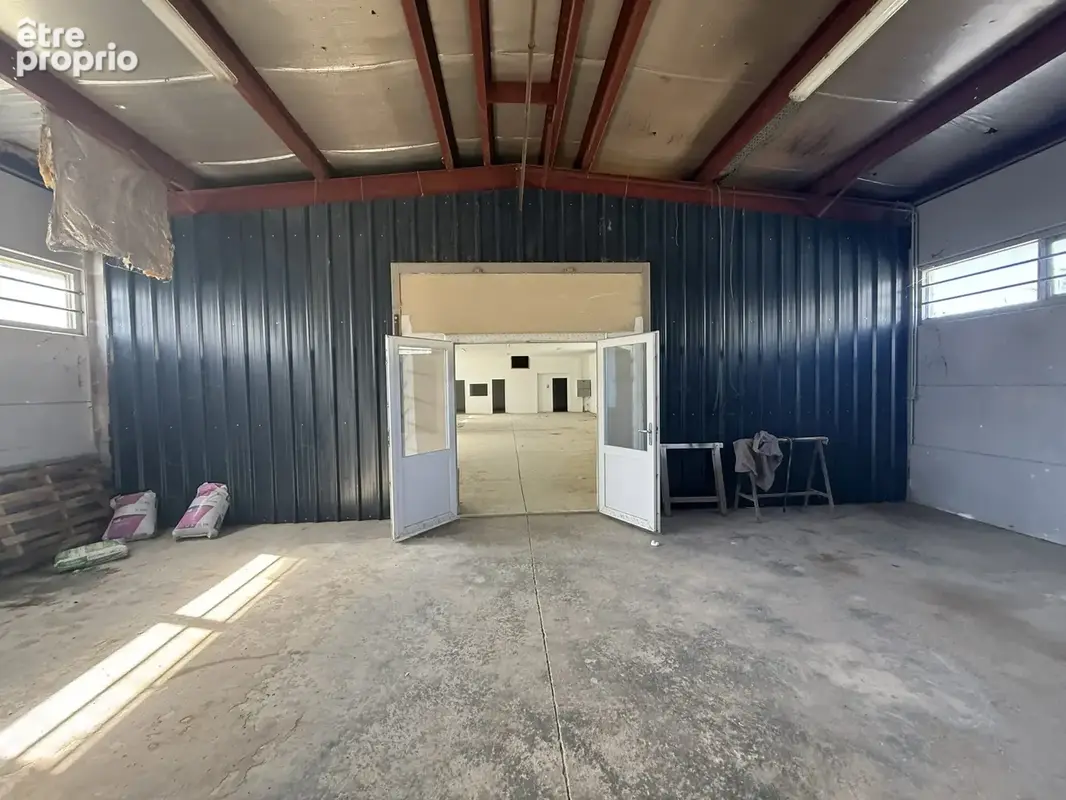 Commerce 384 m² à vendre à Castelnaudary (11400) - photo 3