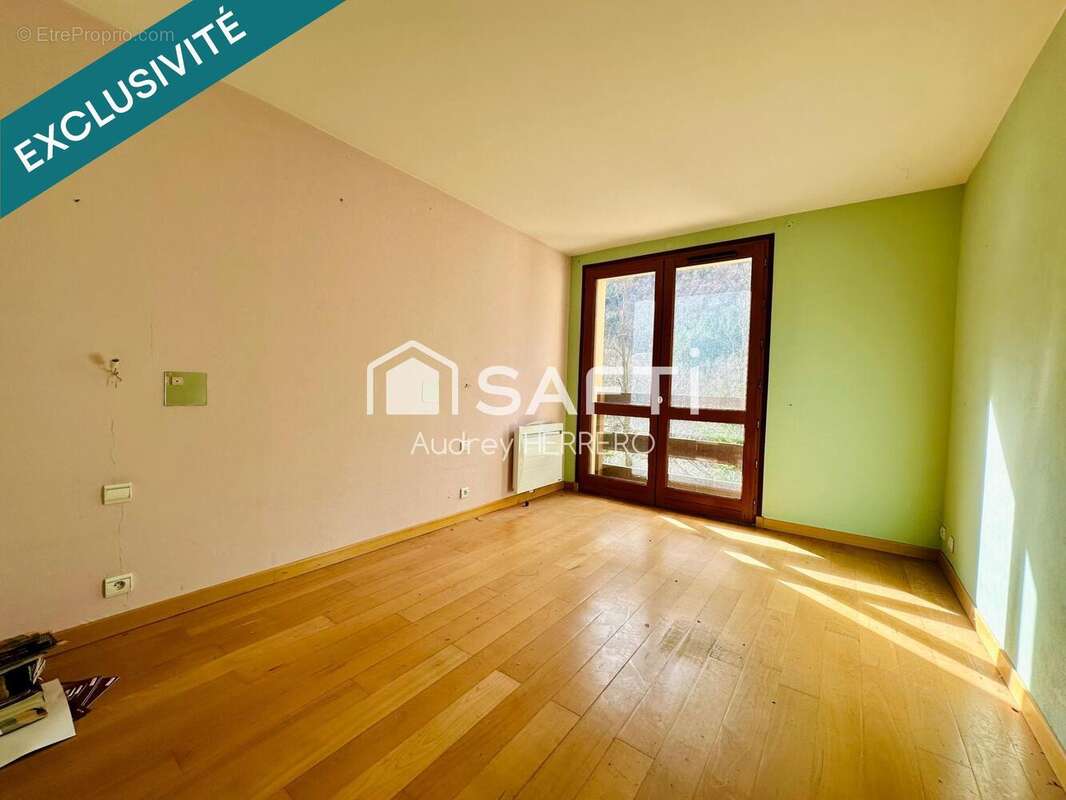 Photo 9 - Commerce à AX-LES-THERMES