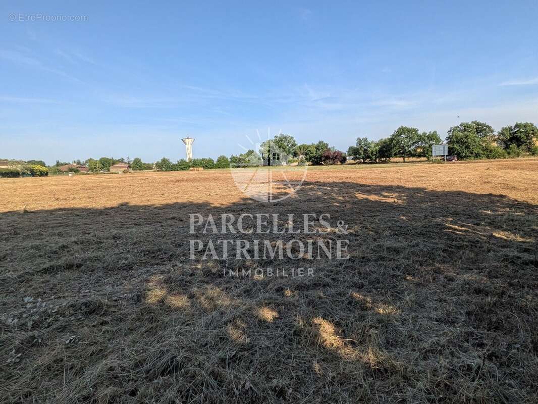 EXCLUSIVITÉ À BÉRAT  Terrain viabilisé de 733m² dans le lotissement "La Clef des Champs" - photo 4