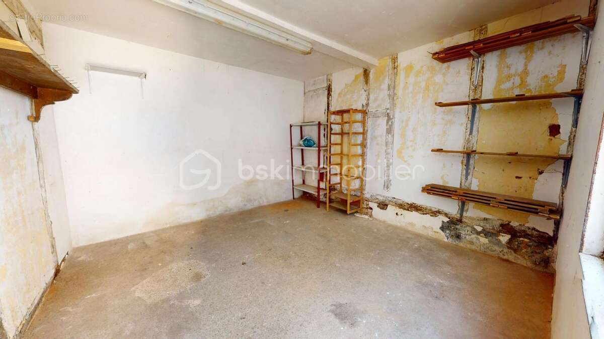 Maison à NEUVILLE-AUX-BOIS