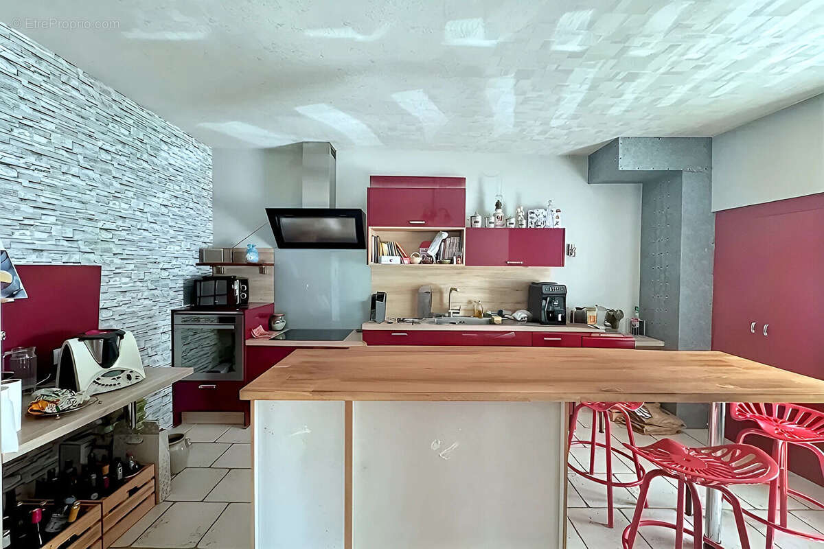 Charmante maison 3 chambres avec piscine à Rainans - photo 7