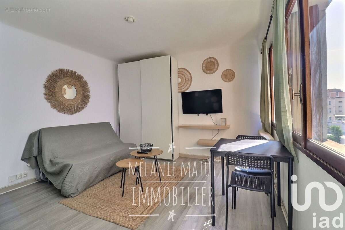 Photo 2 - Appartement à MARSEILLE-4E