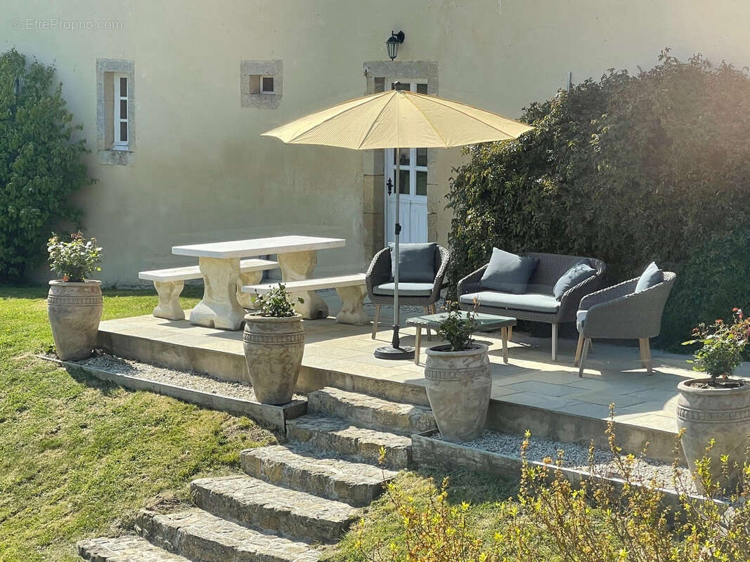 Maison 6 pièces - 233m2 avec dépendances AURSEULLES - photo 18
